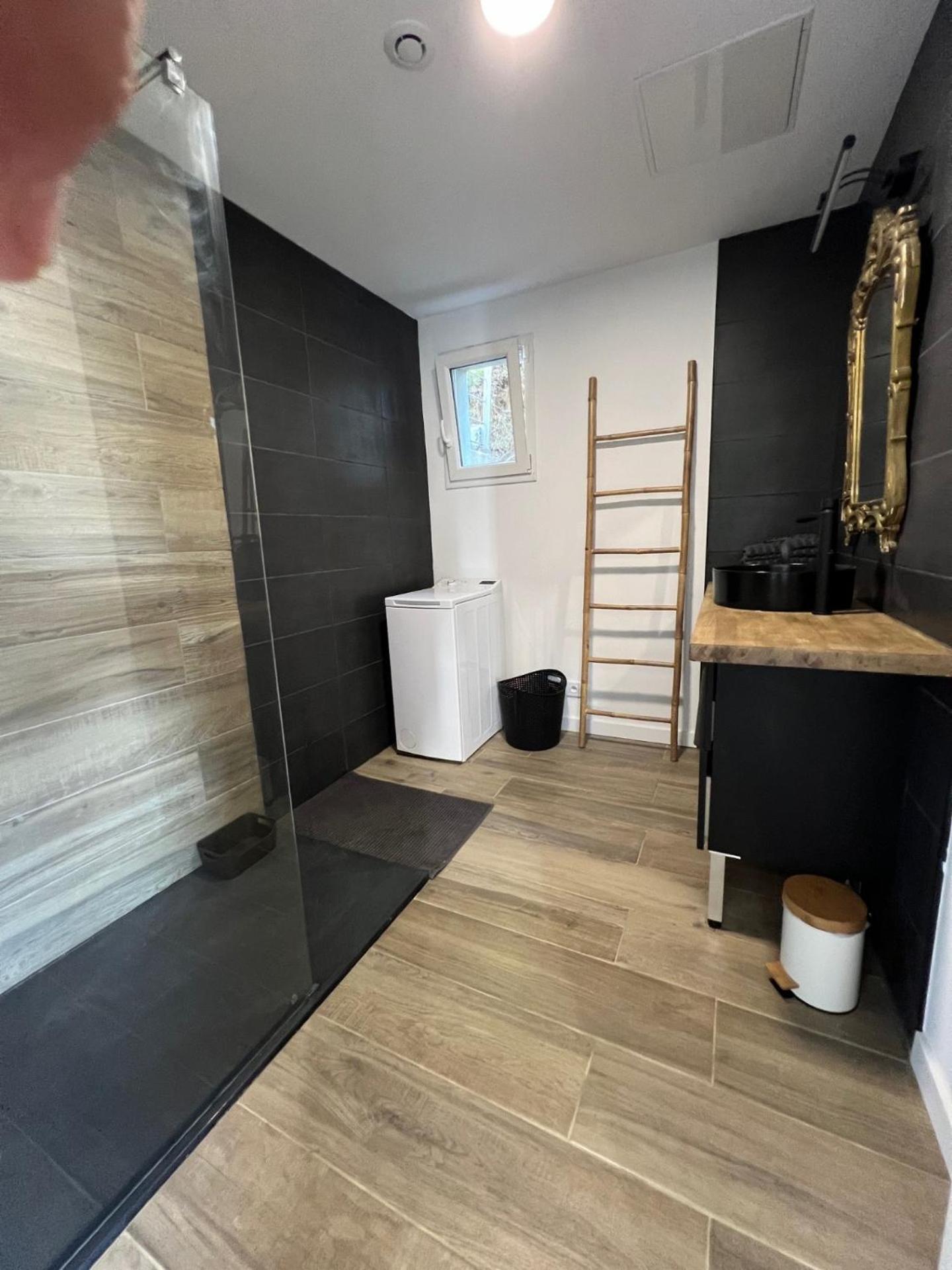 Appartement Valcros - Jardin Vue Mer Ла Лонд-ле-Мор Екстериор снимка